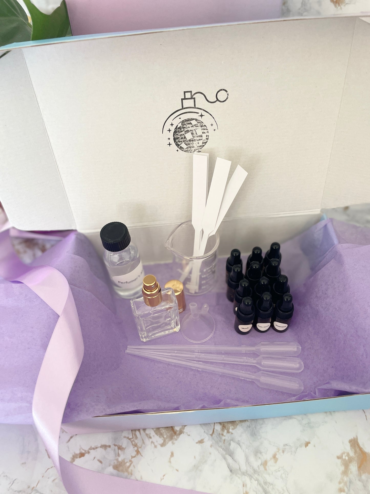 DELUXE DIY Perfume Making Kit